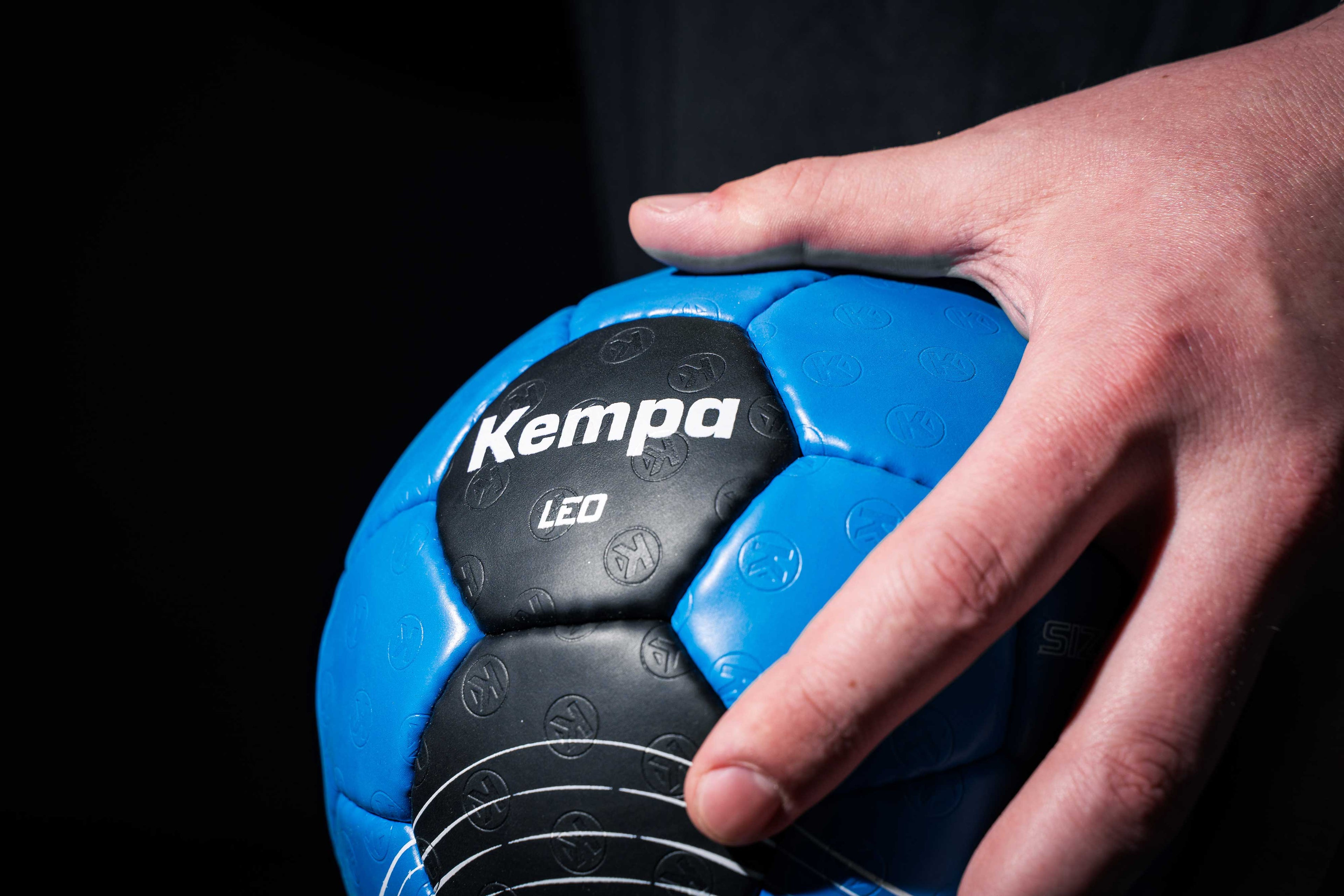Kempa Handbolti LEO Blár Str. 0-1-2-3
