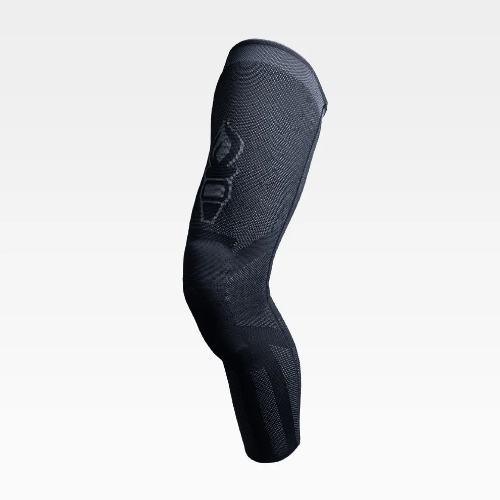 EnTorch Protection Sleeve Knee Svart
